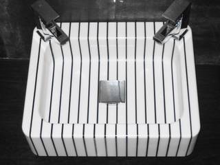 vertical pinstripe hand basin, srb enginering 2000 ltd srb enginering 2000 ltd 클래식스타일 욕실