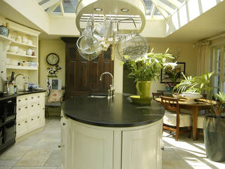 The Oval , Fine Fitted Interiors Fine Fitted Interiors Cocinas