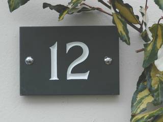 Slate House Signs, The House Nameplate Company The House Nameplate Company ラスティックな 家