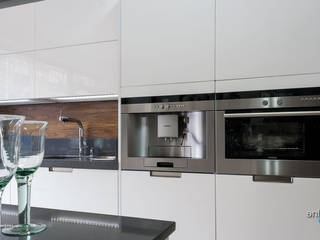 PRAGA, COCINAS ENLINEA COCINAS ENLINEA Modern kitchen