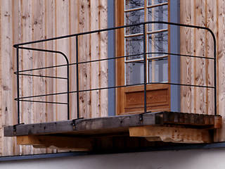 Scheunenausbau in Antwort/Chiemgau, Gabriele Riesner Architektin Gabriele Riesner Architektin Balkon