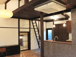 京都下京・築60年の家改修, あお建築設計 あお建築設計 クラシックデザインの リビング