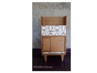 MOBILIER DESIGN CARTON, CONTRESENS CONTRESENS オリジナルデザインの リビング