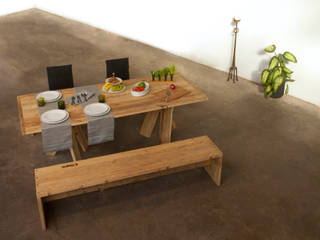lignaro. // Ein geläufiger Tisch, reditum // Möbel mit Vorleben reditum // Möbel mit Vorleben Dining roomTables