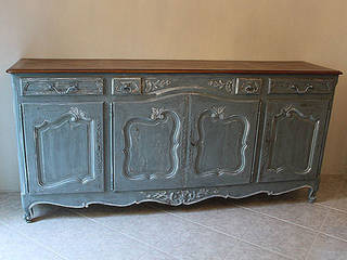 Beautiful French Painted Enfilade Made by 'Lucy Retro & Chic', LUCY retrò & chic LUCY retrò & chic غرفة السفرة