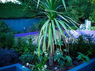 Tropical Retreat , Cool Gardens Landscaping Cool Gardens Landscaping Tropical style garden