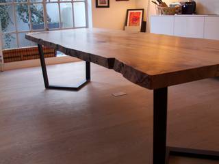 Dining Table - Bespoke Commission, Young & Norgate Young & Norgate Comedores modernos