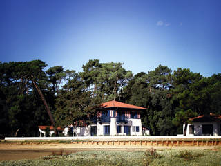 Sur le Bord du lac, EURL Cyril DULAU architecte EURL Cyril DULAU architecte Espaços comerciais