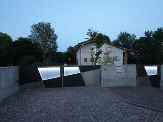 LED&MOTION, STUDIO ARCH. GIANNI RIGO STUDIO ARCH. GIANNI RIGO Houses