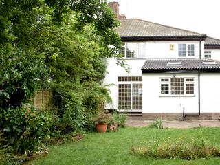 Refurbishment and Ground Floor Extension, Cockfosters, RS Architects RS Architects Classic style houses