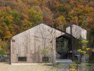 ■ 箕面森町の家, 間工作舎 間工作舎 Modern houses