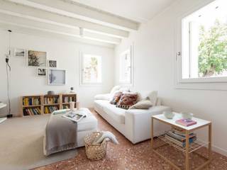 House PB, Didonè Comacchio Architects Didonè Comacchio Architects Living room