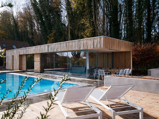 Bluebell Pool House, Adam Knibb Architects Adam Knibb Architects 모던스타일 주택