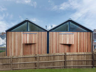 The Cedar Lodges Adam Knibb Architects Casas estilo moderno: ideas, arquitectura e imágenes