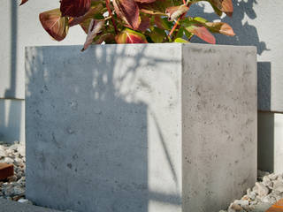 Blumenkübel Beton und Sandstein, plantershop plantershop Jardines industriales