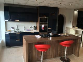 Showroom, Danby Interiors Danby Interiors Modern kitchen