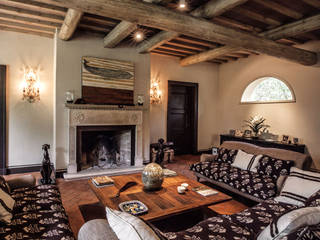 Villa in Toscana, Miidesign Miidesign Mediterranean style living room
