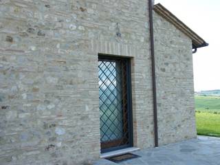 Ristrutturazione casale di campagna. Umbria. Provincia di Perugia, Studio Architetti Cornacchini - De Boni Studio Architetti Cornacchini - De Boni Casas de estilo rural