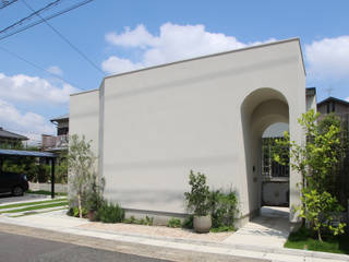 Antique Gate House, Sakurayama-Architect-Design Sakurayama-Architect-Design Nhà phong cách chiết trung
