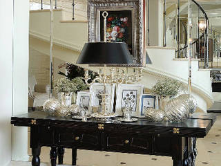 Гринфилд, DecorAndDesign DecorAndDesign Pasillos, vestíbulos y escaleras clásicas