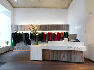 Anukoo Fair Fashion Shop, Atelier Heiss Architekten Atelier Heiss Architekten Espaços comerciais