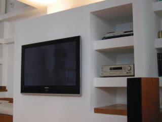 Casa m+l, Laura Marini Architetto Laura Marini Architetto Minimalist living room