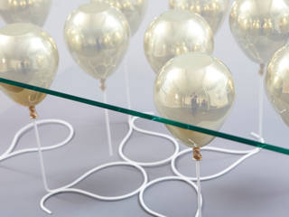 THE UP BALLOON COFFEE TABLE, Duffy London Duffy London ห้องนั่งเล่น