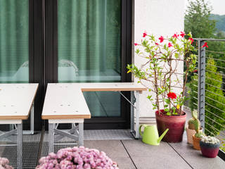 Freisitzmöbel / Terrassenmöbel, Studio Hartensteiner Studio Hartensteiner Jardins modernos Mobiliário