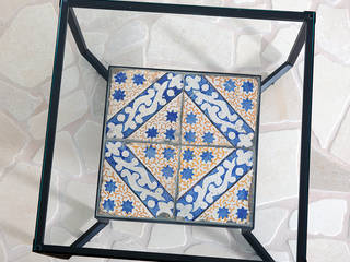 Spider Tiles & Glass Table, Francesco Della Femina Francesco Della Femina Сад в средиземноморском стиле