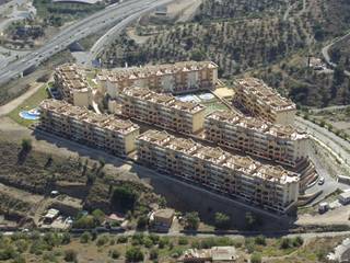 232 viviendas Vista Bahía Vallehermoso, santacruz y asociados estudio de arquitectura santacruz y asociados estudio de arquitectura Espaços comerciais