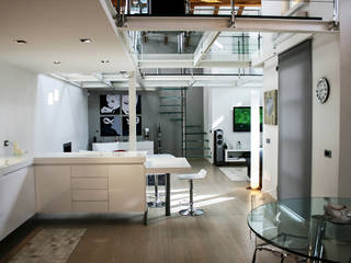 Loft in Milan, Studio Arkimode Studio Arkimode Modern dining room