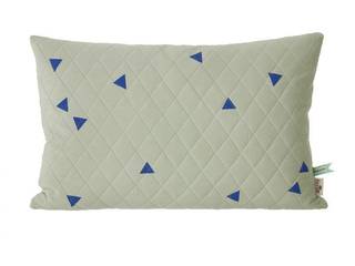 Coussin Teepee vert, Range ta chambre Range ta chambre Dormitorios de estilo moderno