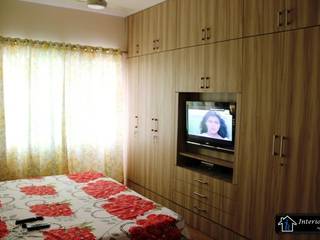 Sandeep Soni -Brigade Metropolise, Interiors by ranjani Interiors by ranjani Modern style bedroom