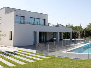 Casa de diseño minimalista Arquitectos Madrid 2.0 Piscinas de estilo moderno