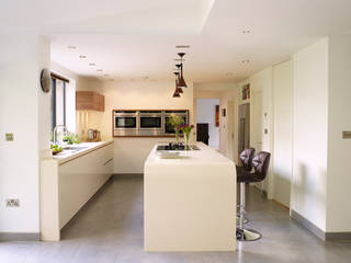 SARAH & BEN'S KITCHEN, Diane Berry Kitchens Diane Berry Kitchens Modern Interior Design