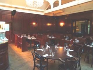 Hand & Flower Restraunt London, The UK's Leading Wall Panelling Experts Team The UK's Leading Wall Panelling Experts Team Klassische Wände & Böden