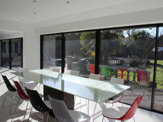Burdon Lane, IQ Glass UK IQ Glass UK Modern Dining Room
