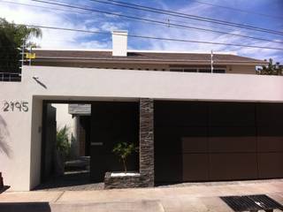 CASA-HABITACION SUSTENTABLE, GHT EcoArquitectos GHT EcoArquitectos Maisons minimalistes