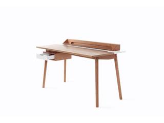 Desk Honoré, La Corbeille Éditions La Corbeille Éditions Moderne Arbeitszimmer