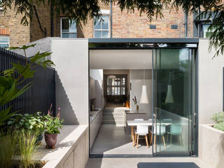 Exterior Architecture for London 모던스타일 주택