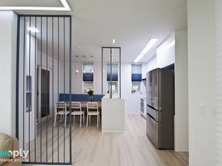 가족을 위한 단독주택, 디자인투플라이 디자인투플라이 Modern dining room