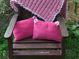 Pink Cupcake 3'lü Yastık Set, fingerscrossed fingerscrossed Mediterranean style bedroom