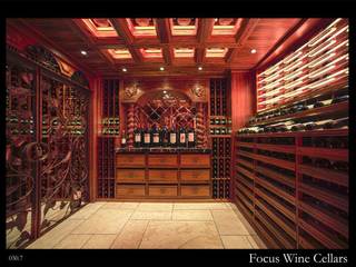Residential Cellar in HoManTin, Hong Kong, Focus Wine Cellars: classic by Focus Wine Cellars, Classic