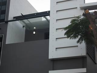 Shane Solomon Residence, Ashwin Architects Ashwin Architects 房子