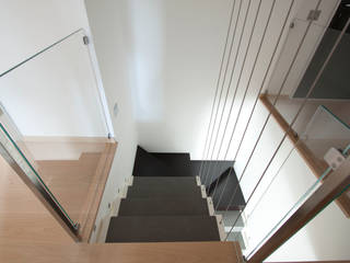 Casa LM, Laboratorio di Progettazione Claudio Criscione Design Laboratorio di Progettazione Claudio Criscione Design Modern Corridor, Hallway and Staircase