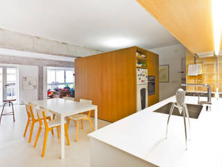 Apartment Refurbishment in Palma, Majorca, Joan Miquel Segui Arquitecte Joan Miquel Segui Arquitecte Living room