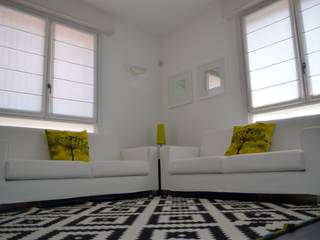 villetta unifamiliare in periferia di milano, BIANCOACOLORI BIANCOACOLORI Modern living room