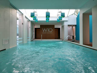 W10 Leisure Building, Studio15 Design Studio15 Design مساحات تجارية