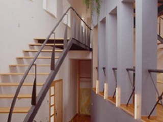 VIVIENDA UNIFAMILIAR EN TACORONTE. TENERIFE, ESTUDIO DE ARQUITECTURA ESTUDIO DE ARQUITECTURA Pasillos, vestíbulos y escaleras de estilo moderno