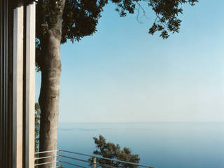 House between the sky and the sea, Sori, 5+1AA alfonso femia gianluca peluffo 5+1AA alfonso femia gianluca peluffo Mediterranean style houses